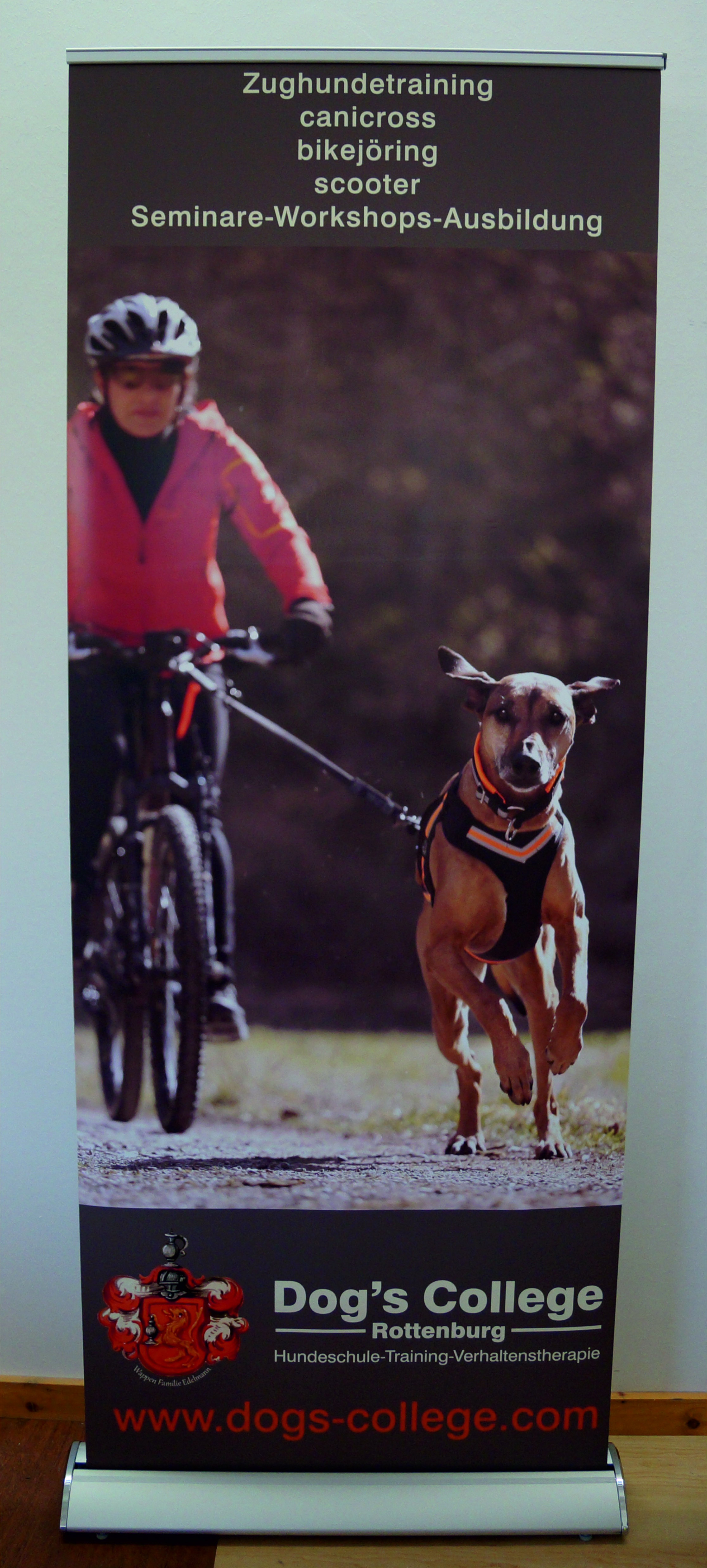 Dogs College Roll up